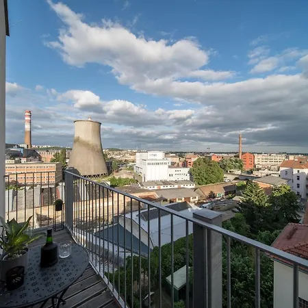 Apartment Internesto Vlhka 9