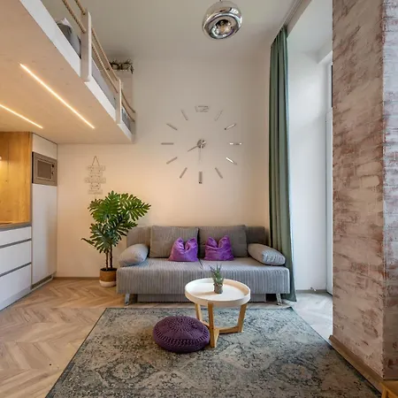 Apartamento Internesto Vlhka 9